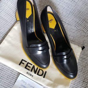 New FENDI Pumps Size 40.5 with dustbag Black & FENDI Yellow
